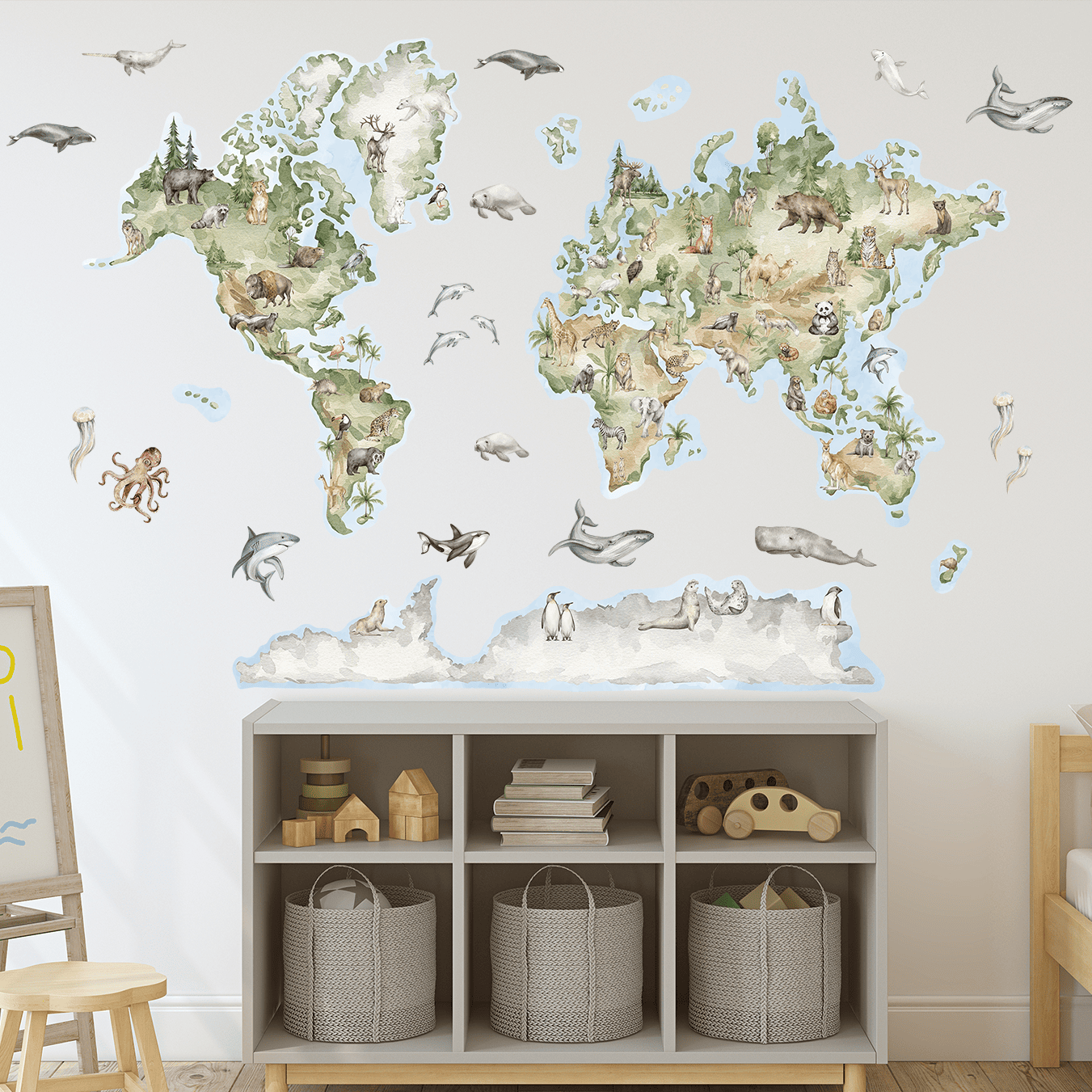 stickers carte du monde dans chambre enfant scandinave